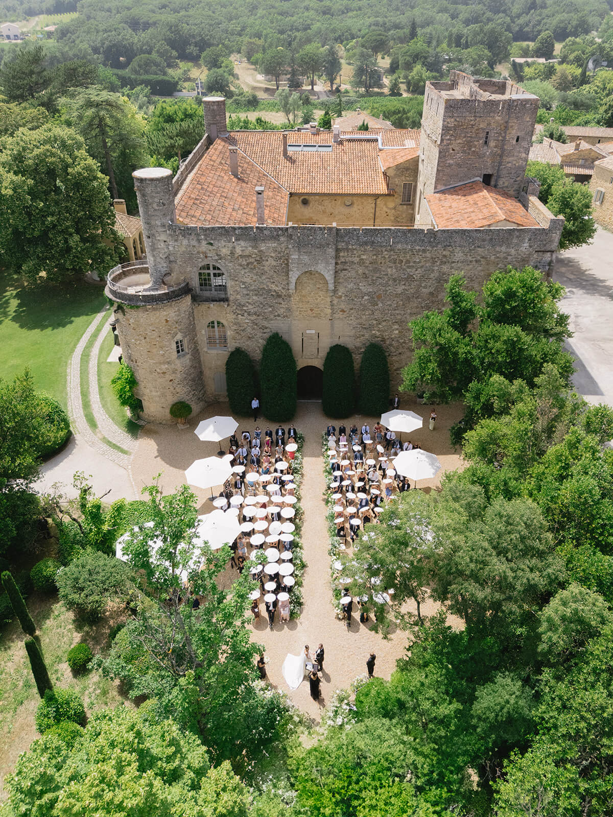 chateau-fontarèche-laurineblly-wedding-photographer1