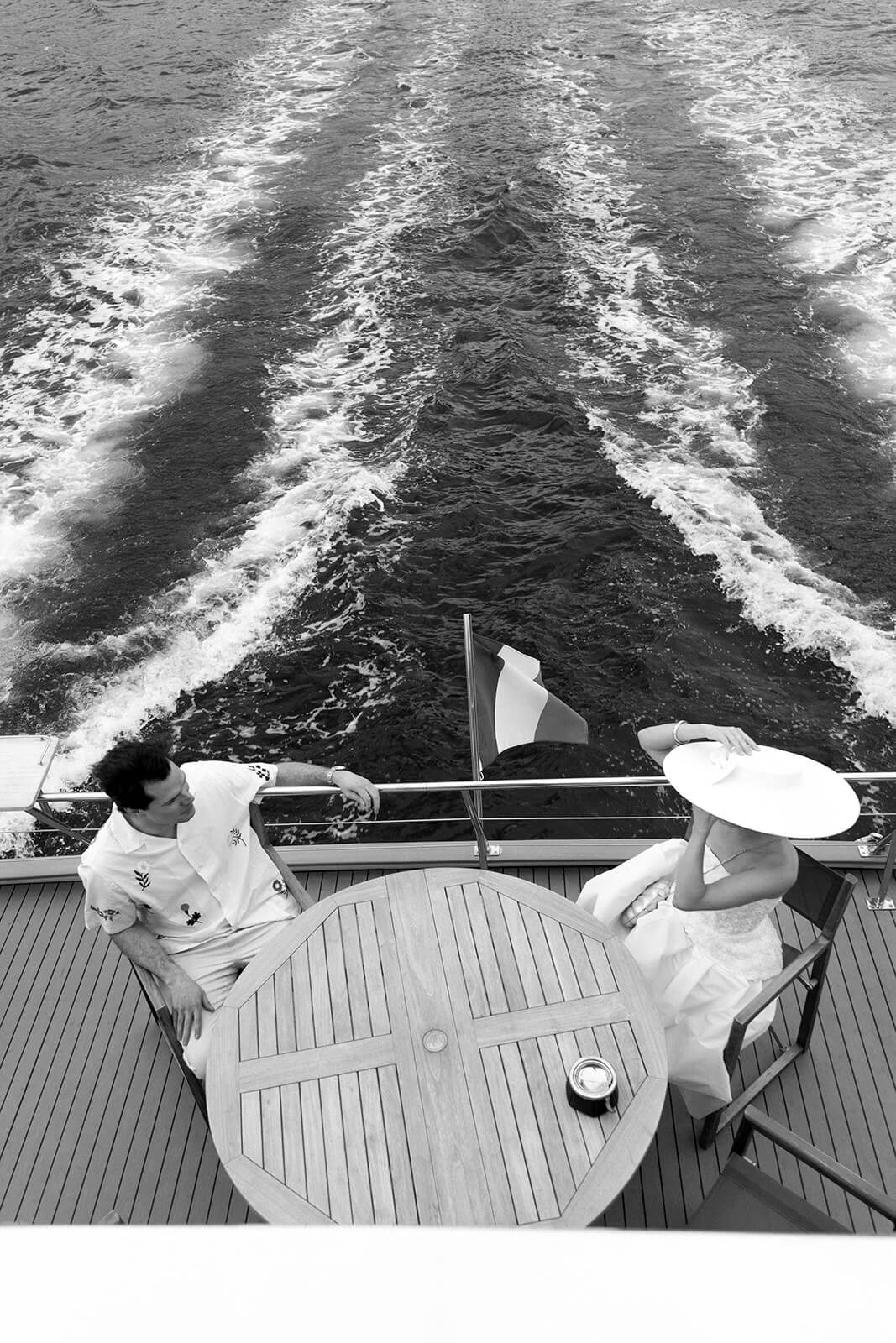 French-riviera-boat-welcome-party-wedding-laurineblly-photographer--111_websize